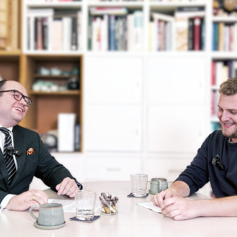 Robert and Philipp in conversation during the interview ‘Architecture Between Design and Reality’ at THA, discussing the philosophy and practice of contemporary architecture.